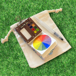 Mini Watercolour set on grass 